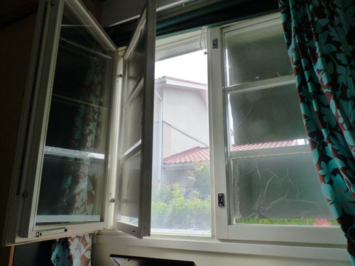 Makuuhuoneeni ikkuna