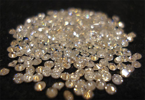 Timantit ovat ikuisia, mutta niiden arvo ei